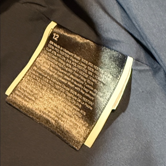 Lululemon‎ Wunder Puff Jacket Goose Down Wordmark True Navy sz12 - Picture 7 of 15